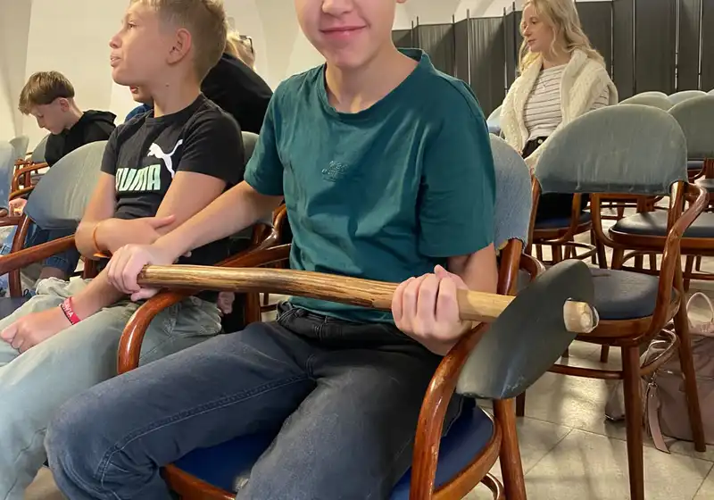 16